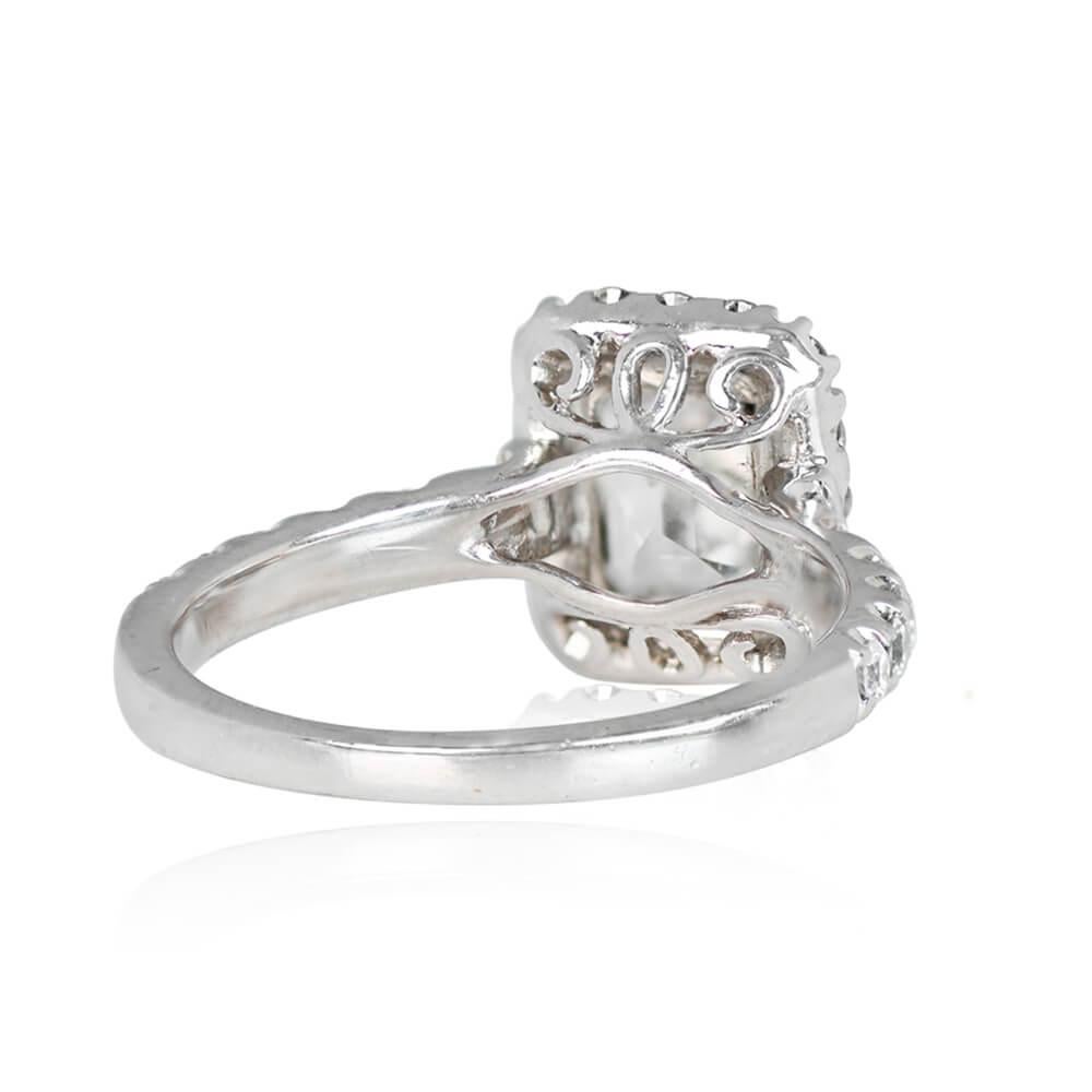 Women's 0.85ct Emerald Cut Diamond Engagement Ring, Diamond Halo, 18k White Gold For Sale