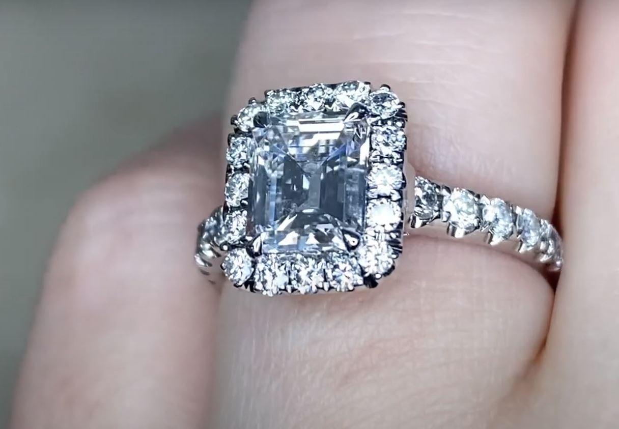 0.85ct Emerald Cut Diamond Engagement Ring, Diamond Halo, 18k White Gold For Sale 4