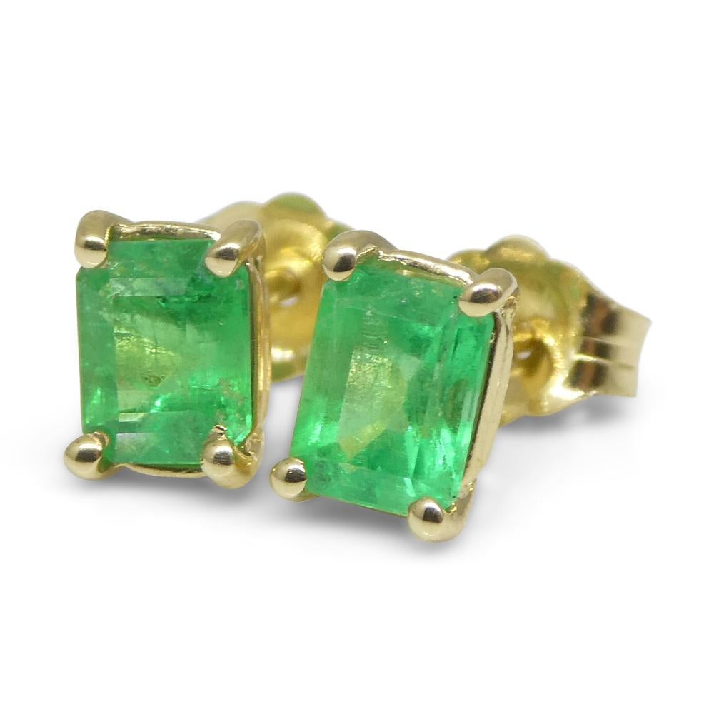 0.85ct Emerald Cut Green Colombian Emerald Stud Earrings set in 14k Yellow Gold For Sale 11