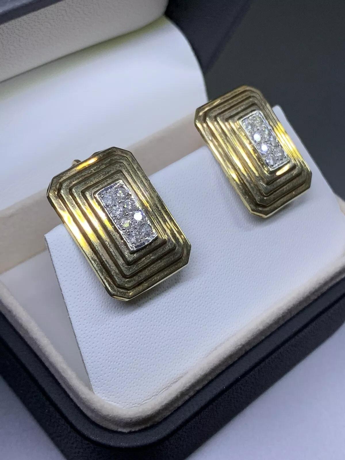 Orecchini in oro giallo 9ct con diamante rotondo da 0,85 carati in stile art deco, di forma allungata in vendita 2