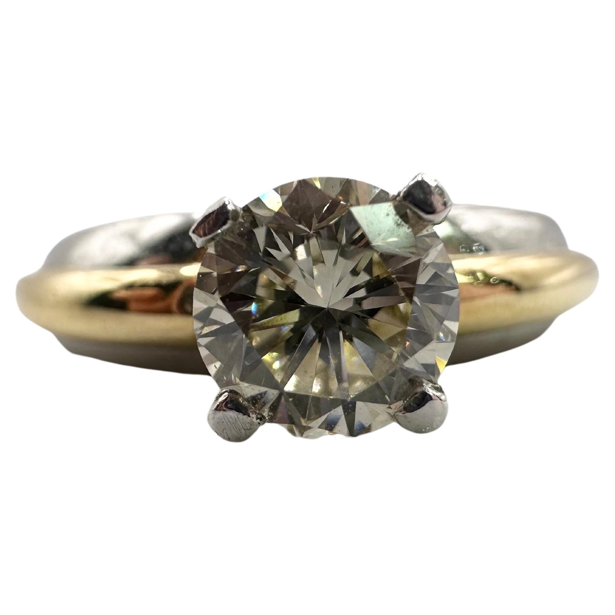 Bague de fiançailles en diamant de 0,85ct en platine 14KT or en vente