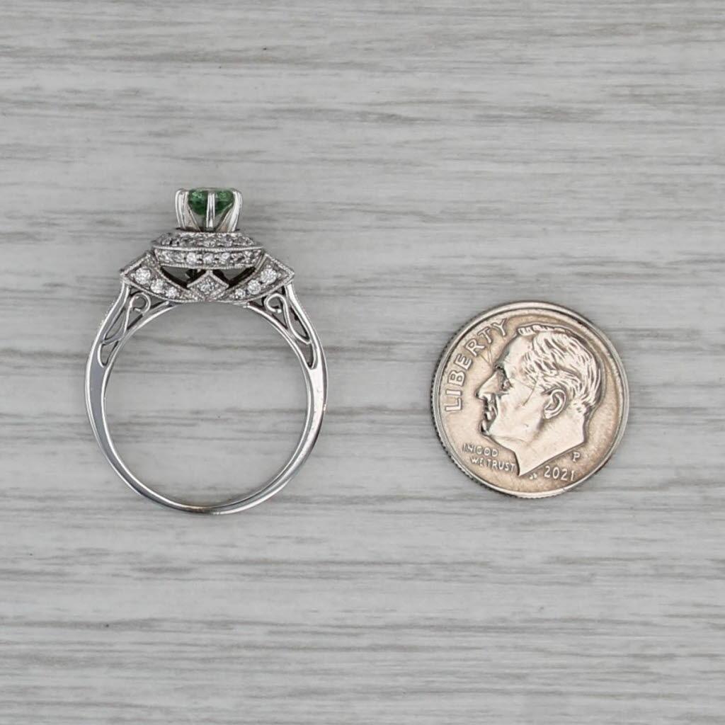 0.85ctw Demantoide Granate Diamante Halo Anillo 18k Oro Blanco Tamaño 7.75 Compromiso en venta 2