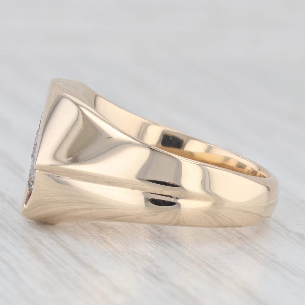 0.85ctw Diamond 3-Stone Men's Ring 14k Yellow Gold Size 8.75 In Good Condition For Sale In McLeansville, NC