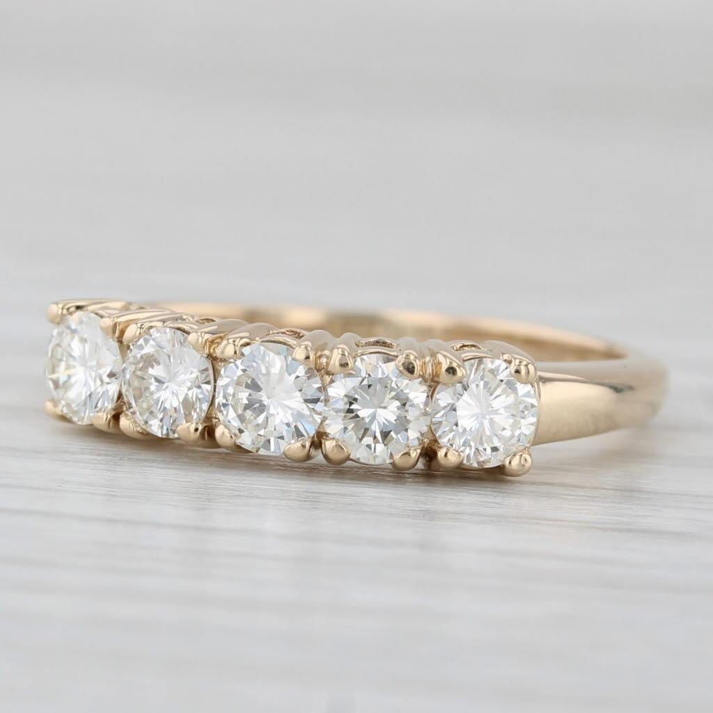 Alliance d'anniversaire empilable en or jaune 14 carats avec diamants 0,85 carat, taille 8 en vente 2