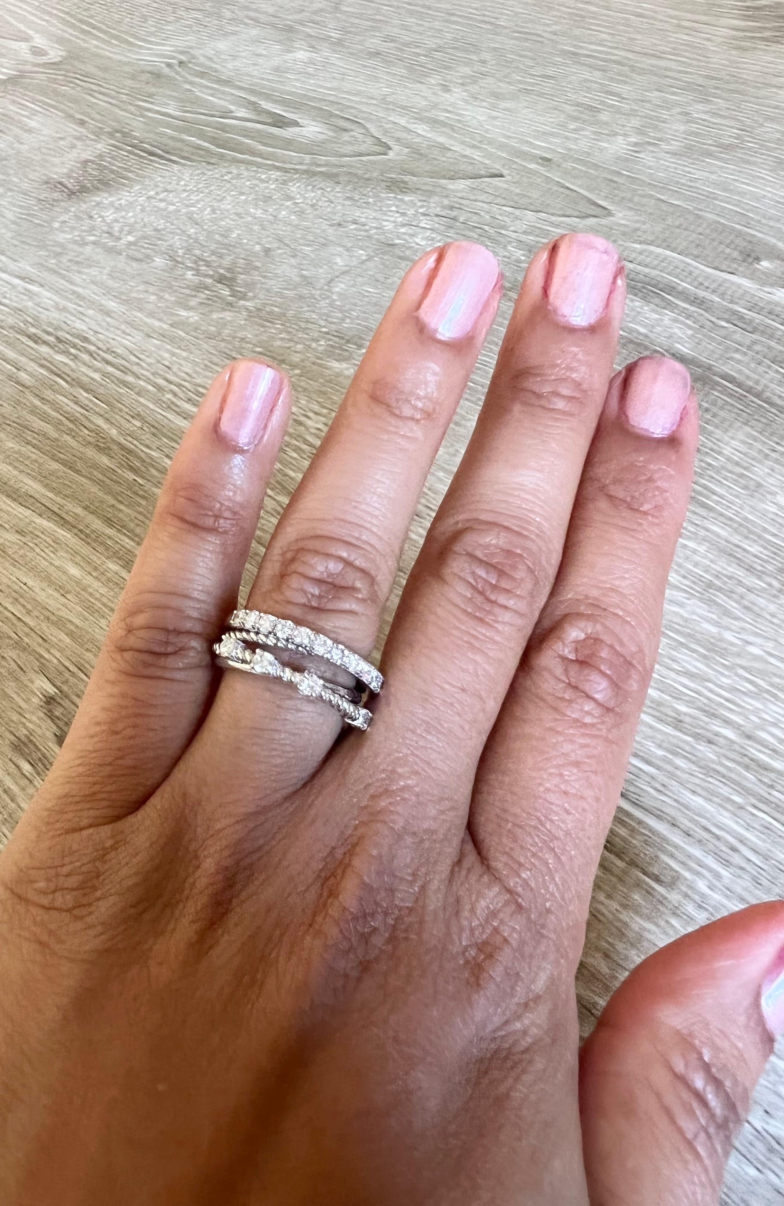 0.86 Carat Diamond White Gold Band For Sale 3