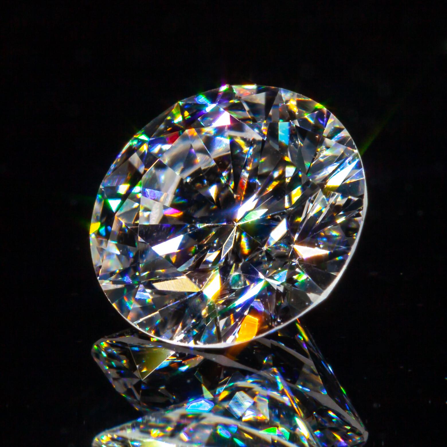 0.86 Carat Loose D / VS1 Round Brilliant Cut Diamond GIA Certified (en anglais seulement)

Informations générales sur le diamant
Taille du diamant : Brilliante ronde
Dimensions : 6.30  x  6.23  -  3.74 mm

Résultats de la classification des