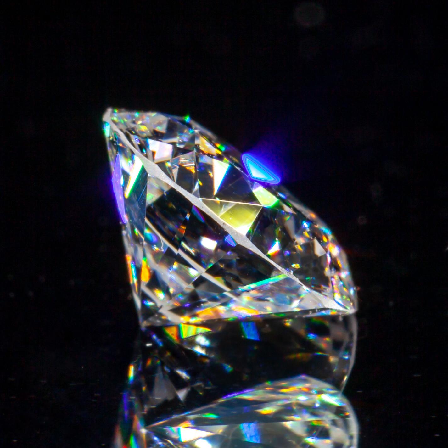 0.86 Carat Loose D / VS1 Round Brilliant Cut Diamond GIA Certified In Excellent Condition For Sale In Sherman Oaks, CA