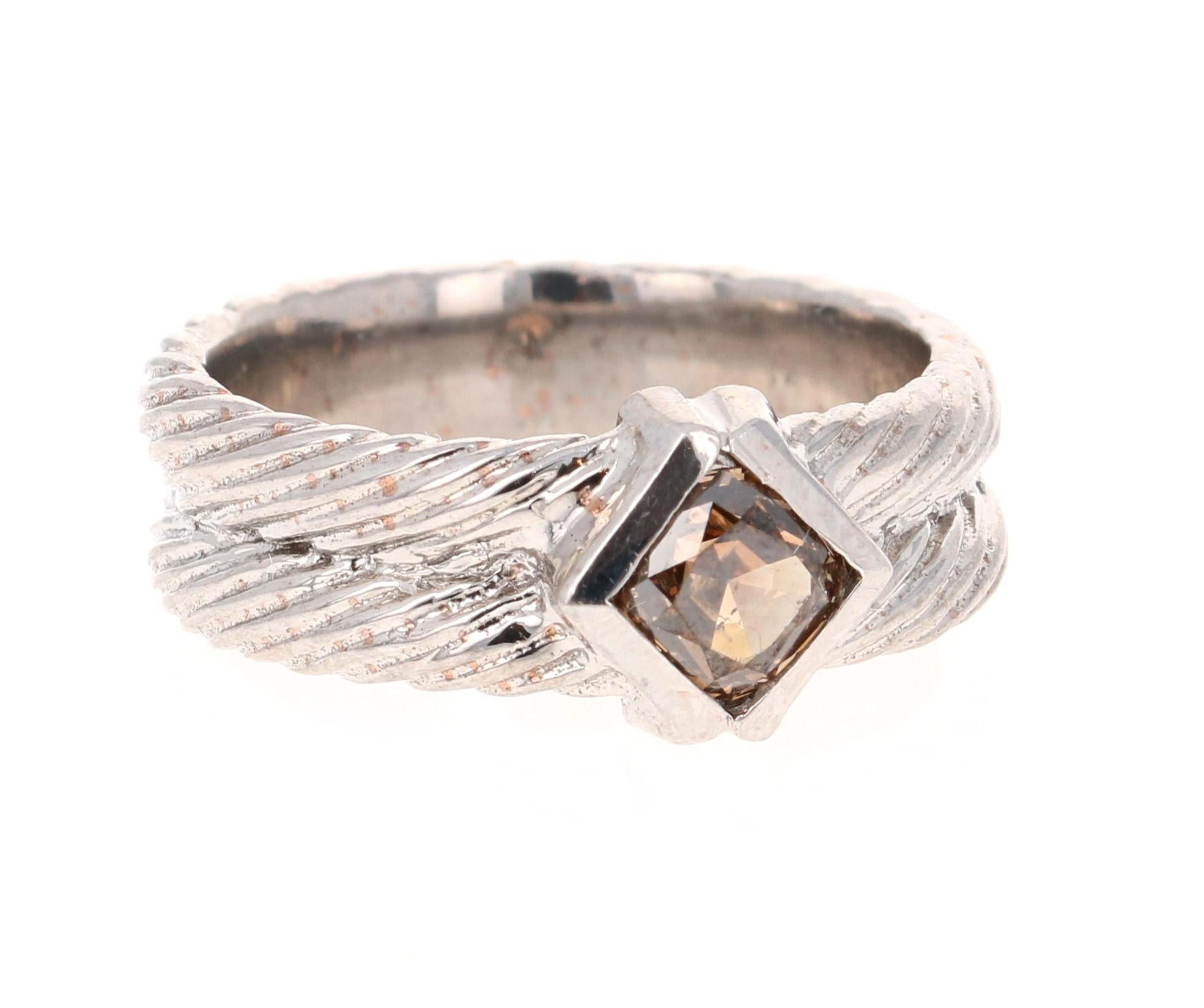 Contemporary 0.86 Carat Natural Champagne Diamond 14 Karat White Gold Band For Sale