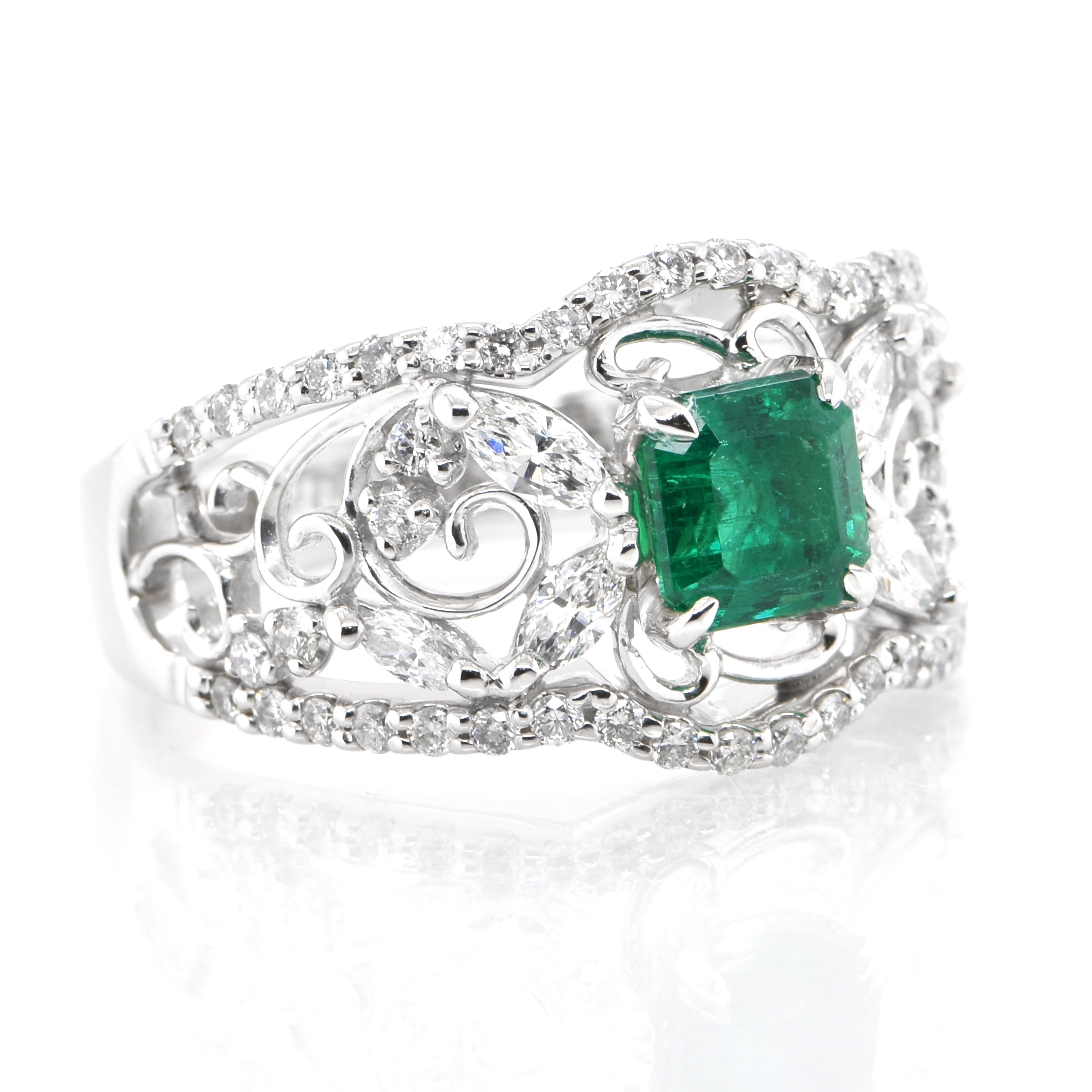 Modern 0.86 Carat Natural Vivid Green Emerald and Diamond Ring Set in Platinum