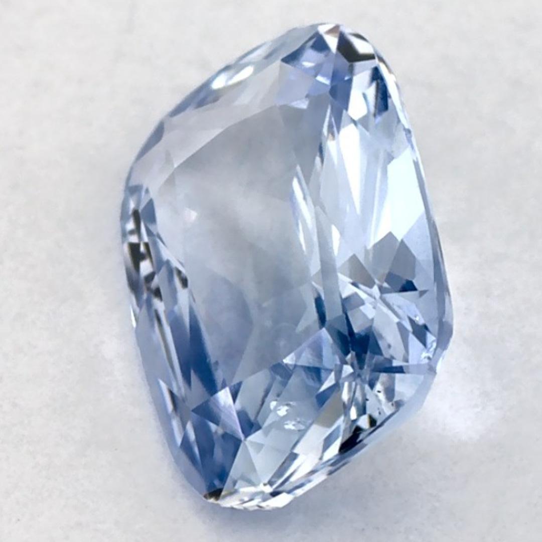 Donna 0.86 carati di zaffiro blu a cuscino, gemma sfusa in vendita