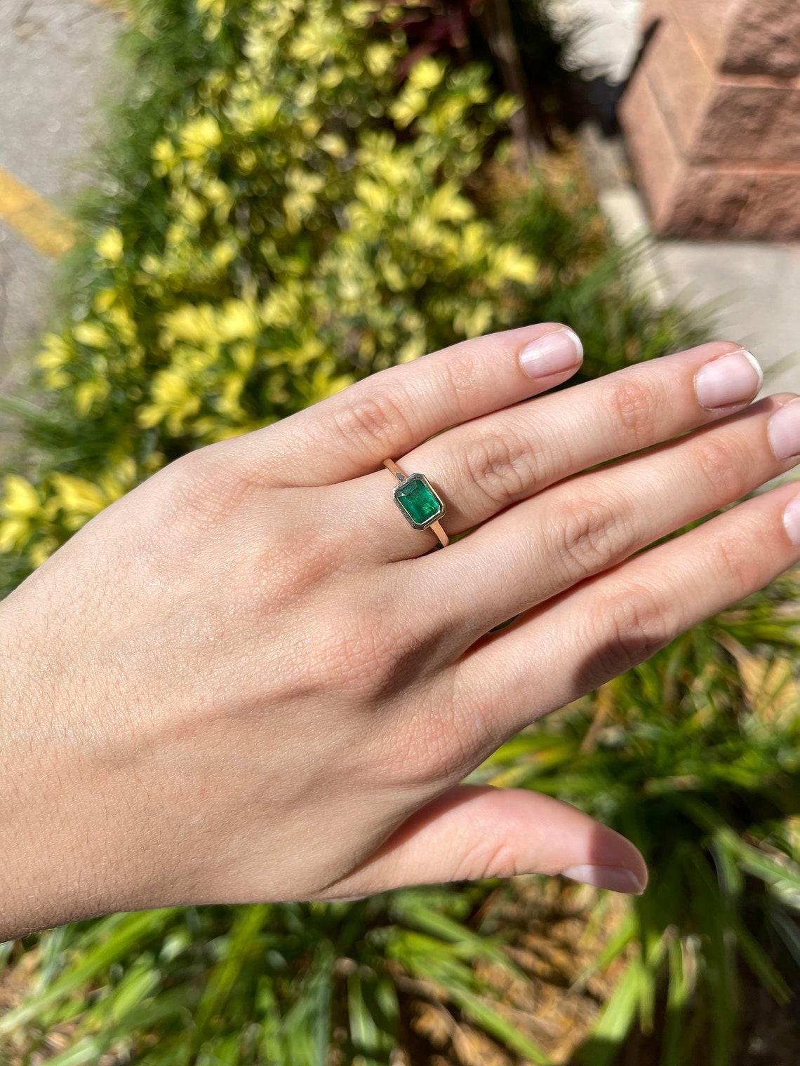 Modern 0.86ct 14K Natural Emerald-Emerald Cut Solitaire Gold Ring