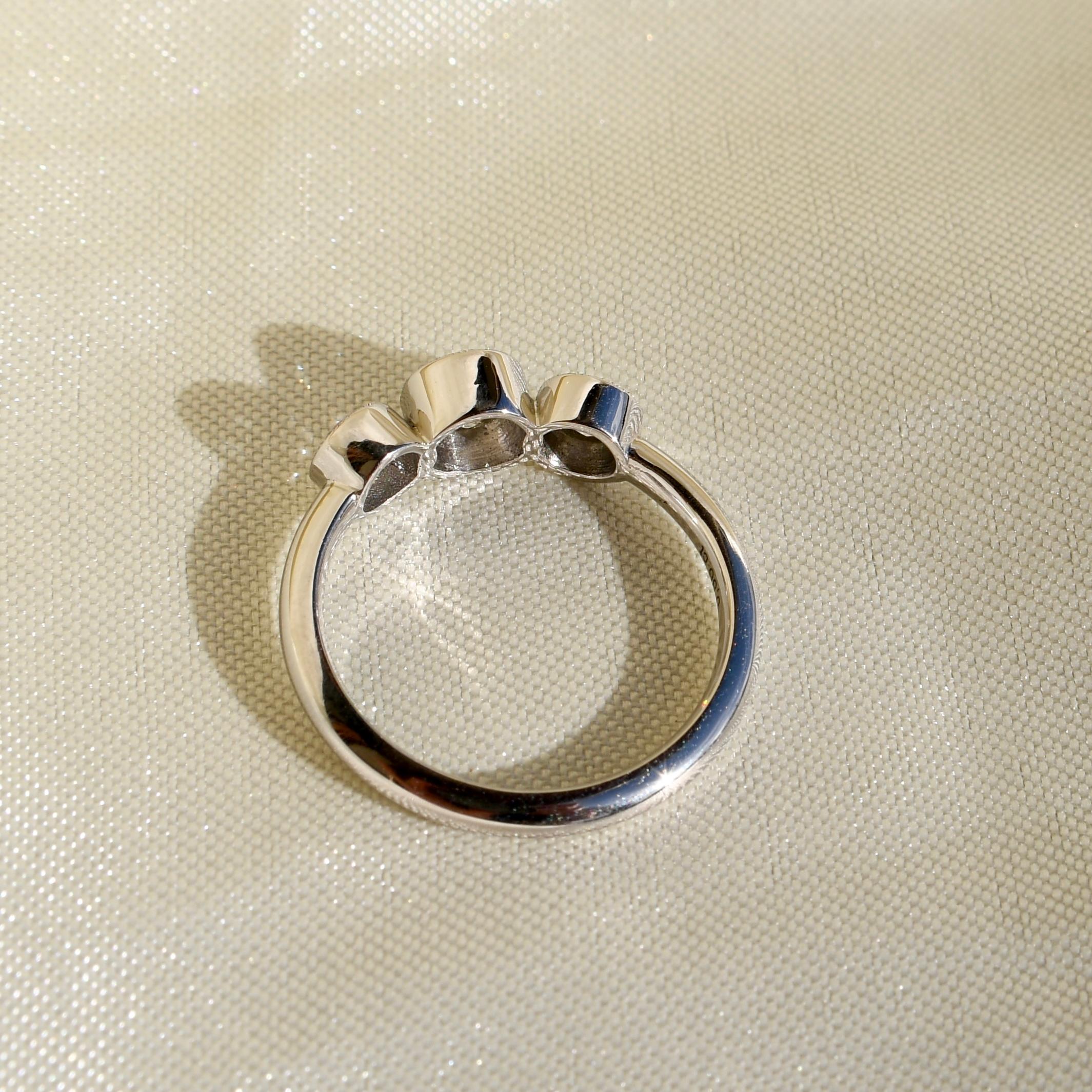 Women's 0.86ct old European cut diamond three stone ring with Millegrain, IGI certified