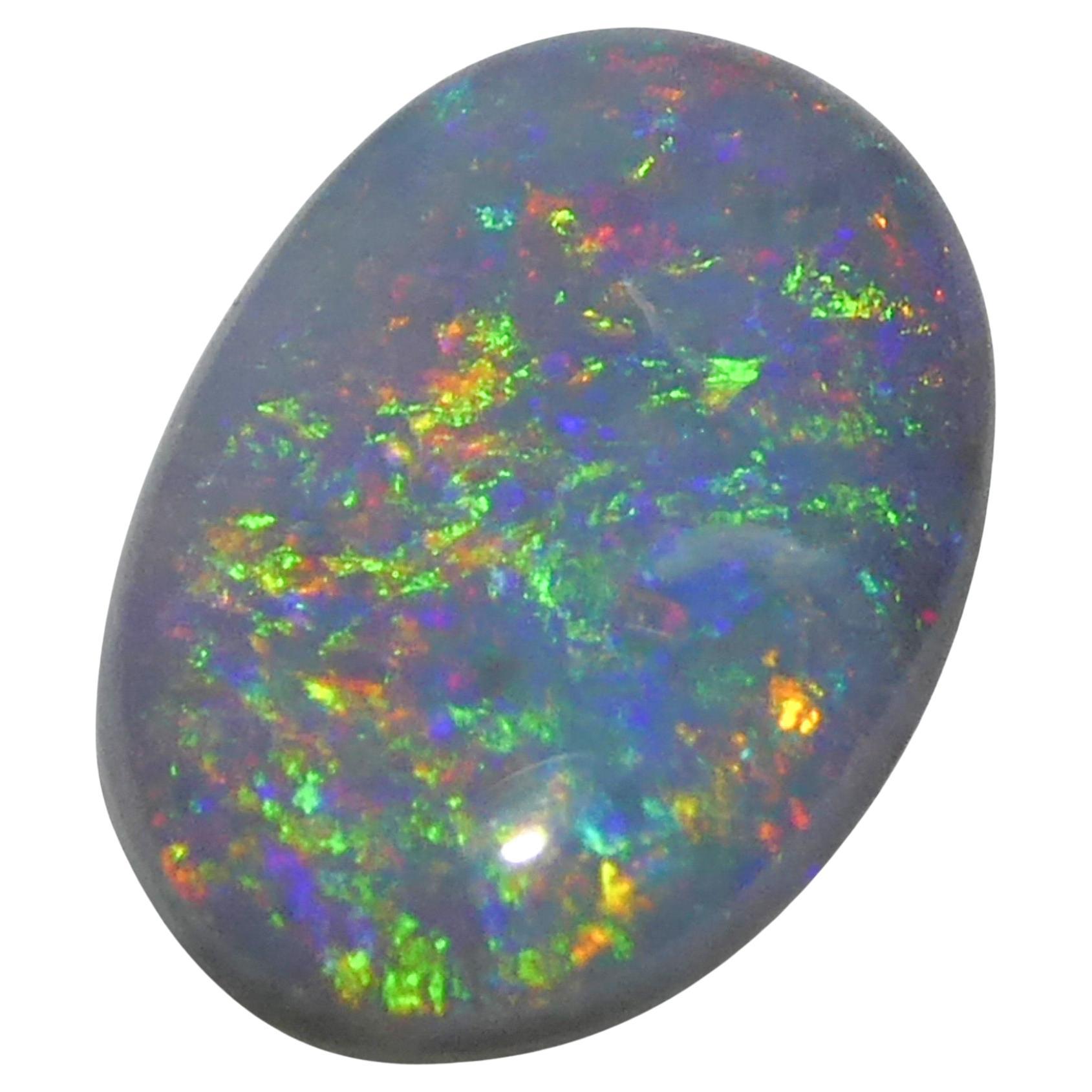 Ópalo gris cabujón oval de 0.86 ct de Australia