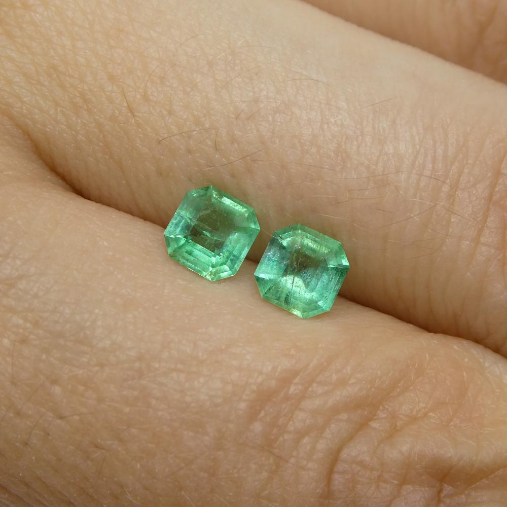 0.86ct Pair Square Green Emerald from Colombia For Sale 6