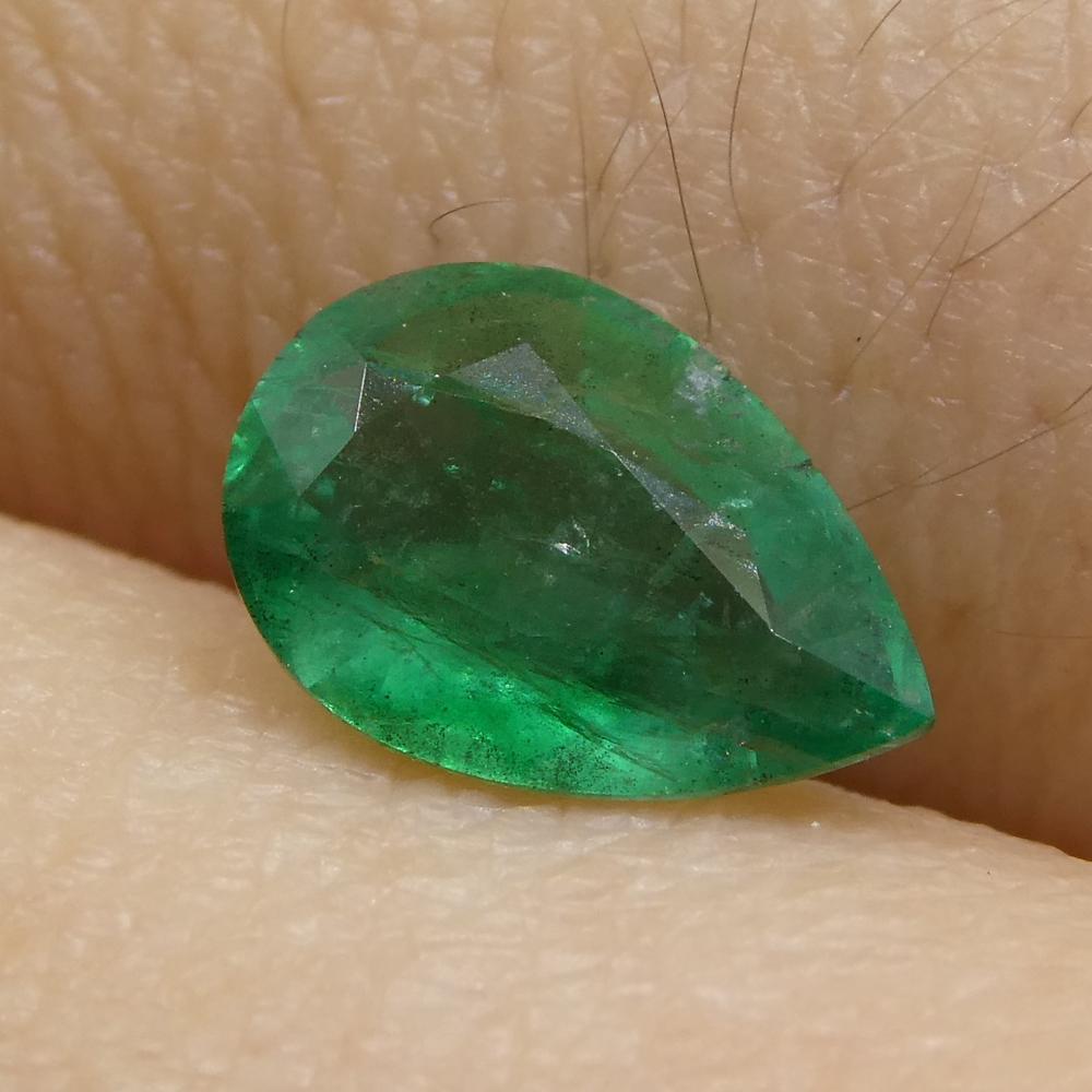 0.86ct Pear Green Emerald from Zambia In New Condition For Sale In Toronto, Ontario