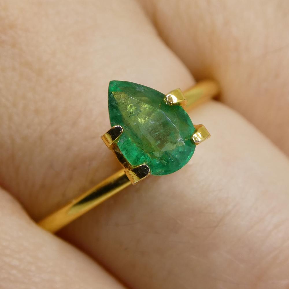 Women's or Men's 0.86ct Pear Green Emerald from Zambia For Sale