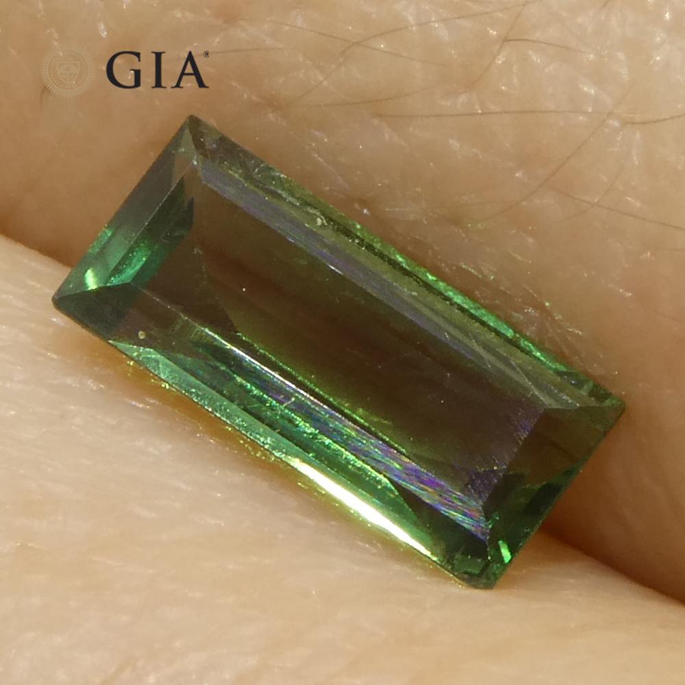 0,86ct Rettangolare/Baguette verde-bluastro a grigio-viola Alessandrite certificata GIA in vendita 3