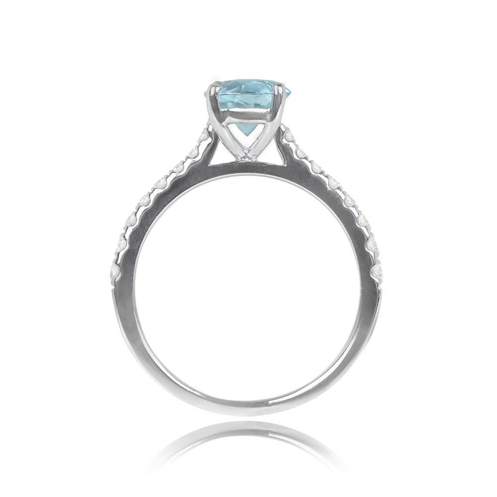 0.86ct Round Cut Aquamarine Engagement Ring, 18k White Gold In Excellent Condition For Sale In New York, NY