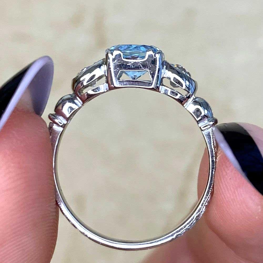 0.86ct Round Cut Aquamarine Engagement Ring, Platinum For Sale 6