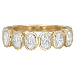 Anneau d'éternité en or jaune 18 carats avec diamant taille ovale serti clos de 0,86 carat, taille 6,5