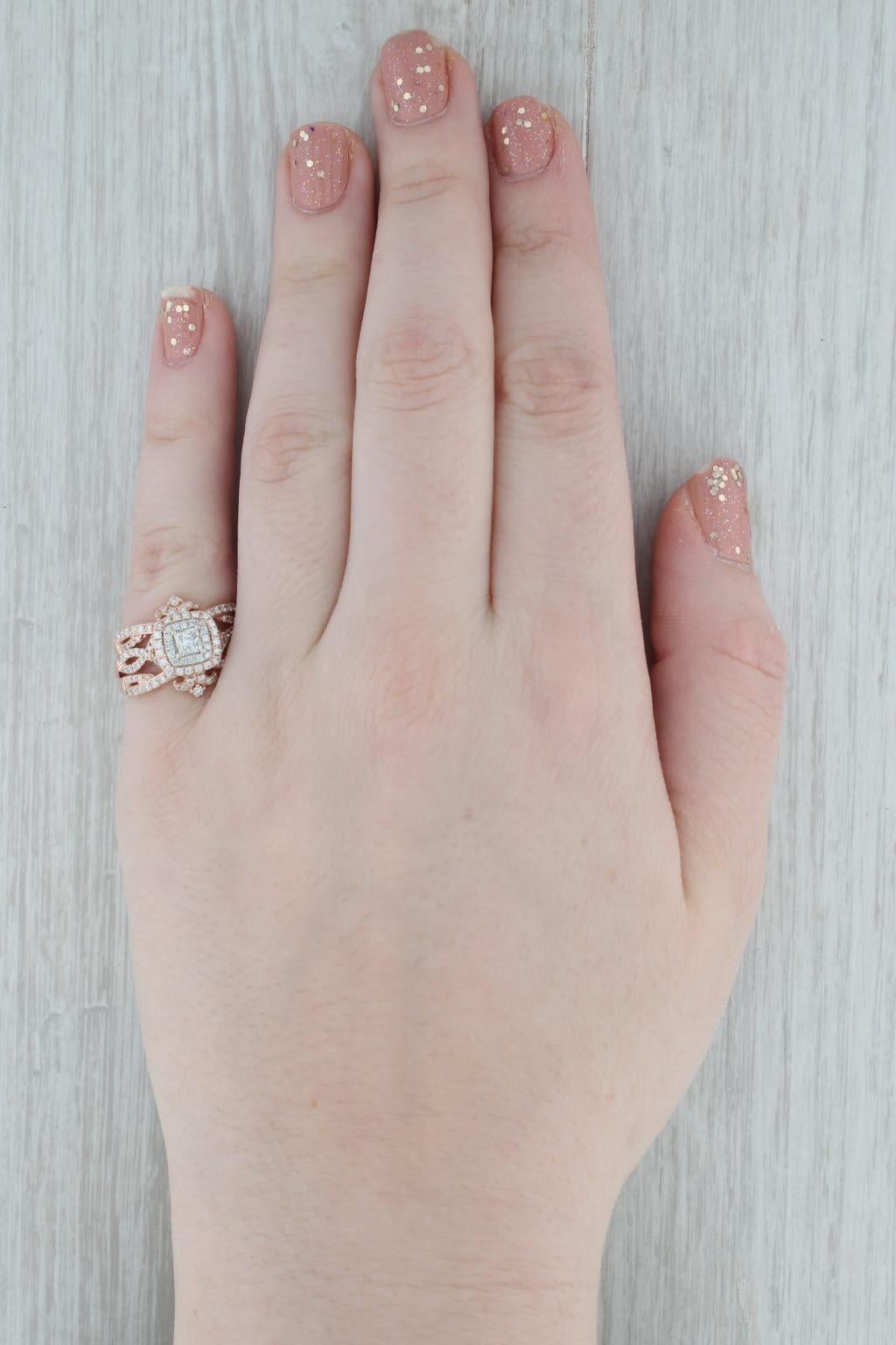 Informazioni sulla gemma: Diamanti Nature - 0.86 carati totali
- Fidanzamento -
Centro
Carati - 0,25ct 
Taglio - Principessa
Colore - G - H.
Chiarezza - I1

Halo
Carati totali - 0,14ctw
Taglio - Brillante rotondo
Colore - G - H.
Chiarezza - SI2 -