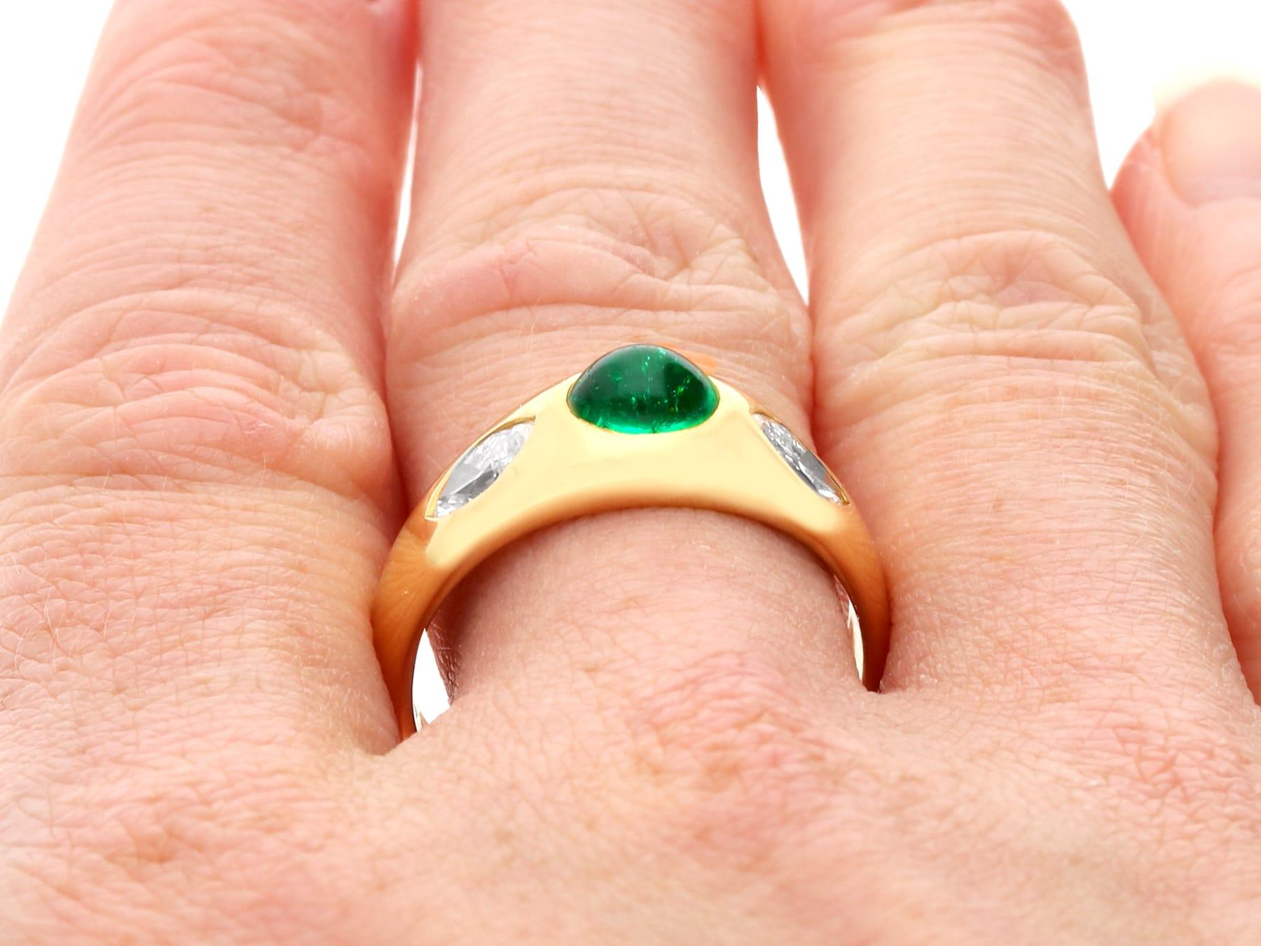 Victorian 0.87 Carat Emerald 0.70 Carat Diamond 22k Yellow Gold Ring For Sale 2