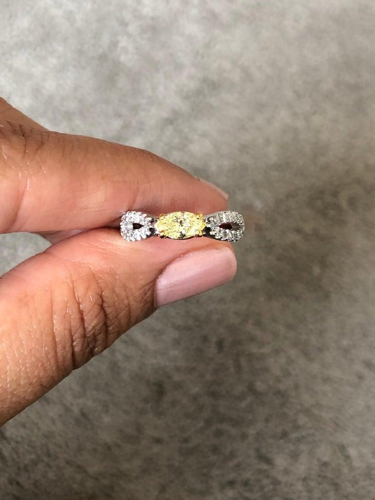0.87 Carat Natural Fancy Yellow Diamond Engagement Ring 14 Karat White Gold In New Condition For Sale In Los Angeles, CA