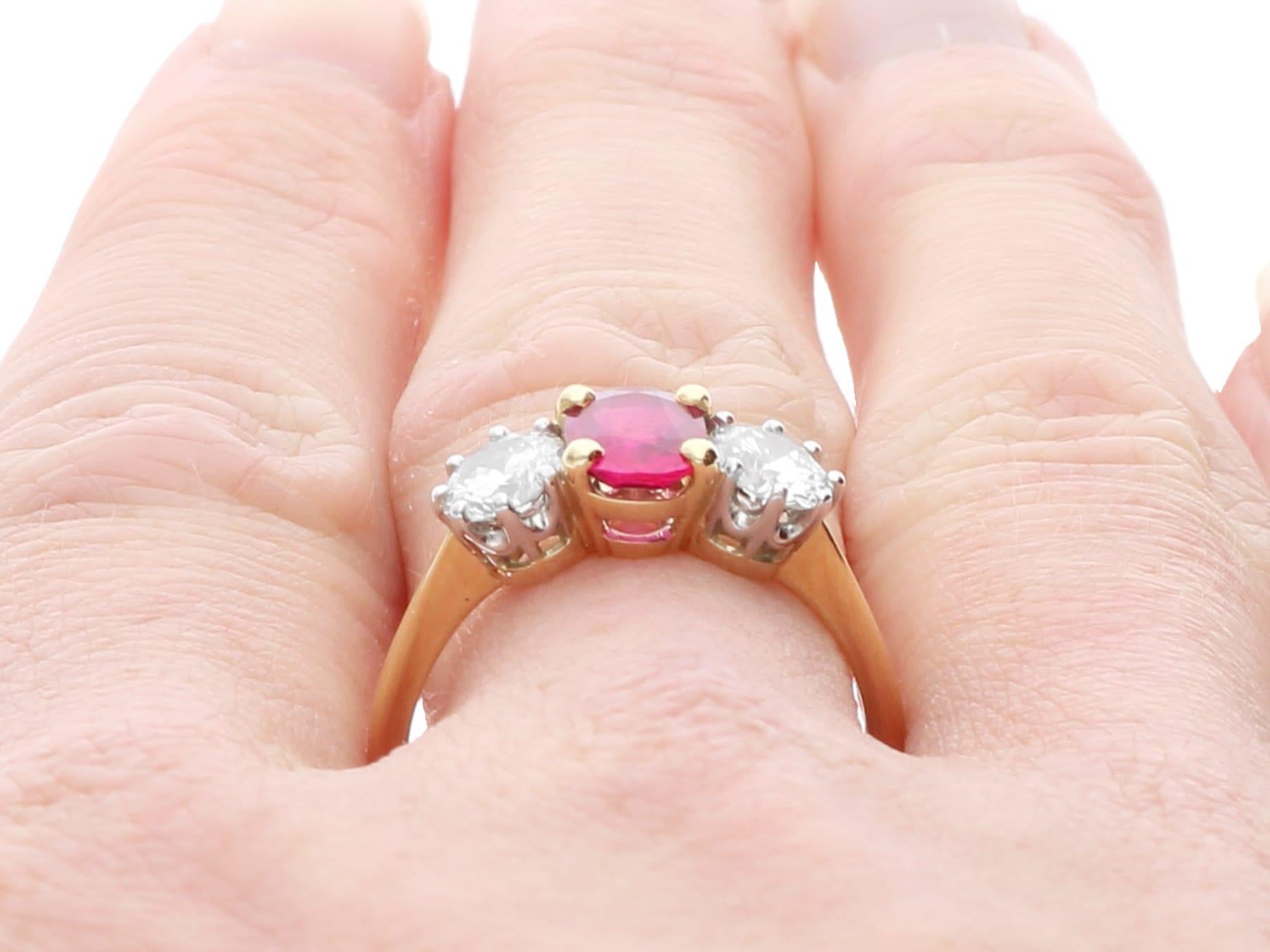 0.87 Carat Ruby and 0.94 Carat Diamond 18k Yellow Gold Trilogy Ring (2019) For Sale 7