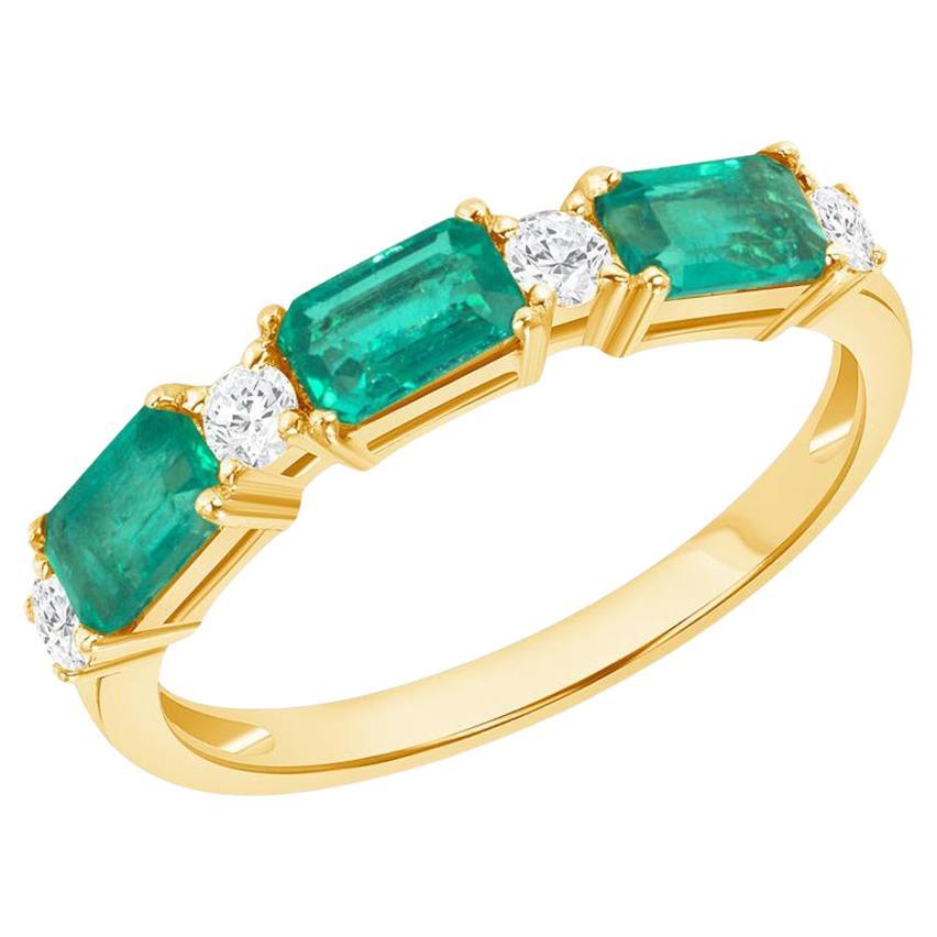 0.87 CT Natural Zambian Emerald 0.19 CT Diamond 14K Yellow Gold Band Ring For Sale