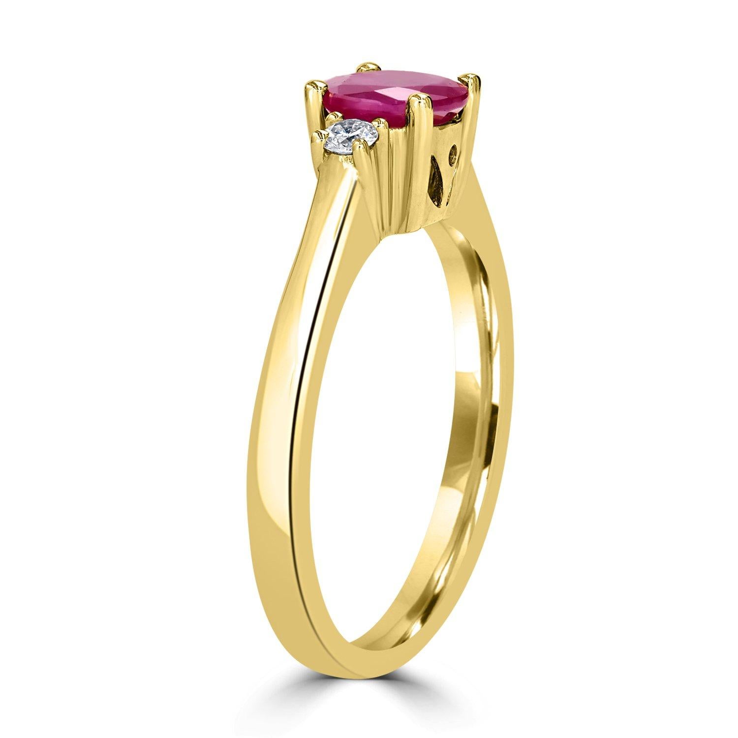Bague en or jaune 14K sertie d'un rubis de 0,87 carat et de diamants de 0,09 carat Pour femmes en vente