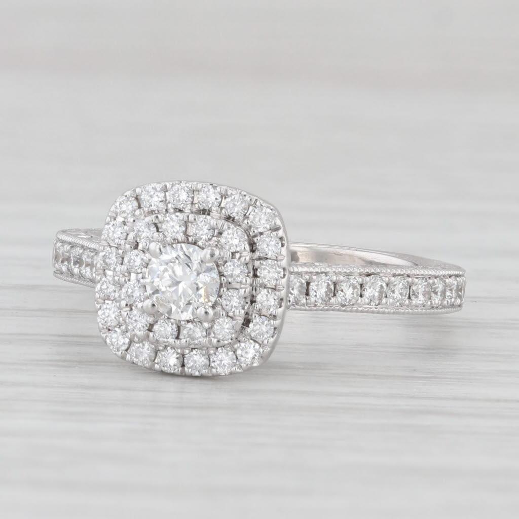 Round Cut 0.87ctw Round Diamond Halo Engagement Ring 14k White Gold Size 7.75 For Sale