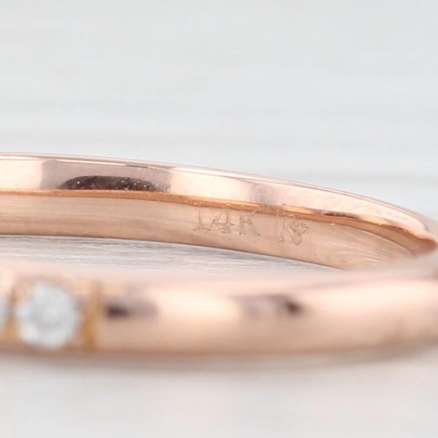 Anello di fidanzamento aureolato con diamanti rotondi da 0,87 ct. in vendita 2