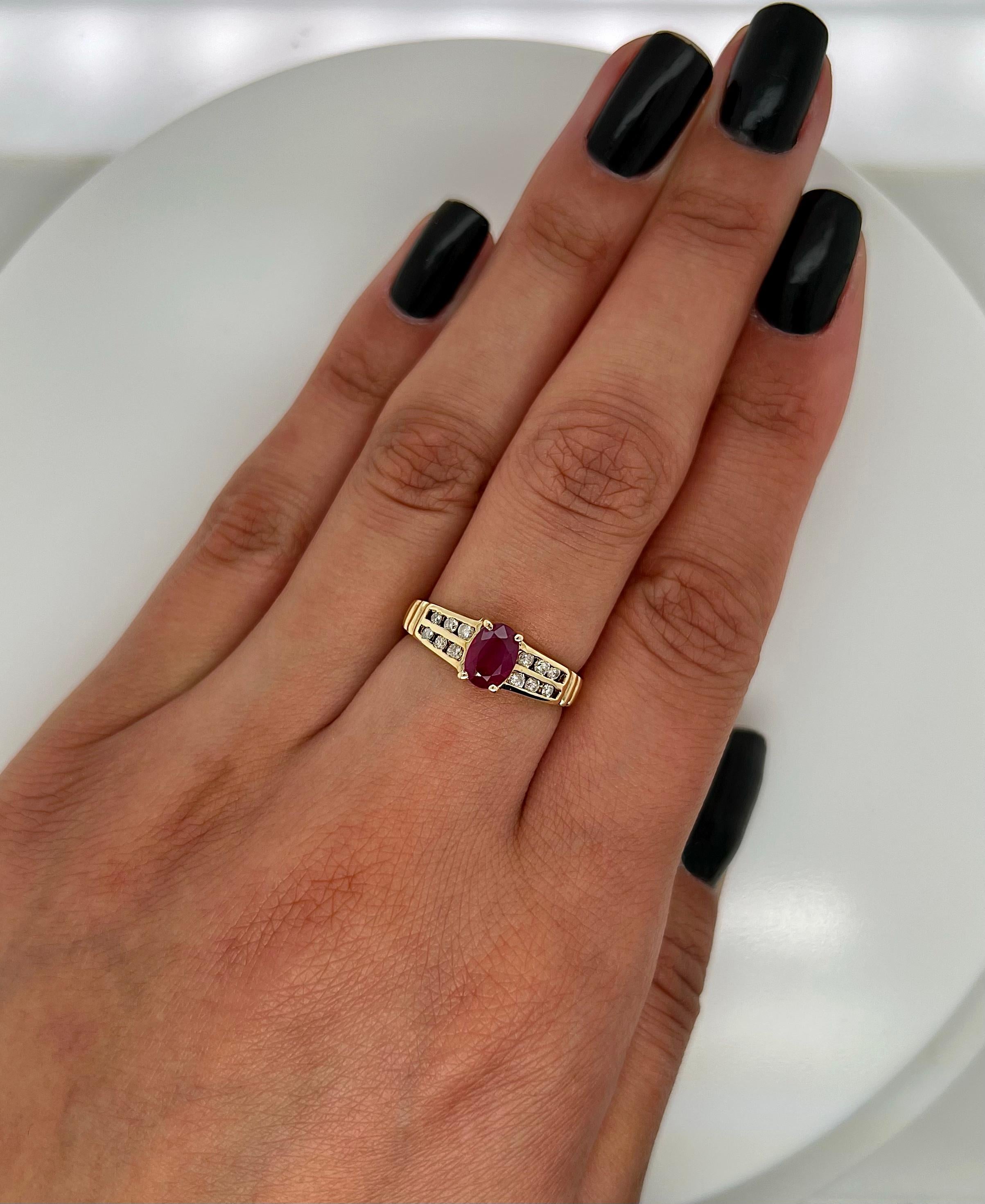 Oval Cut 0.88 Carat Diamond and Ruby Ladies Ring For Sale