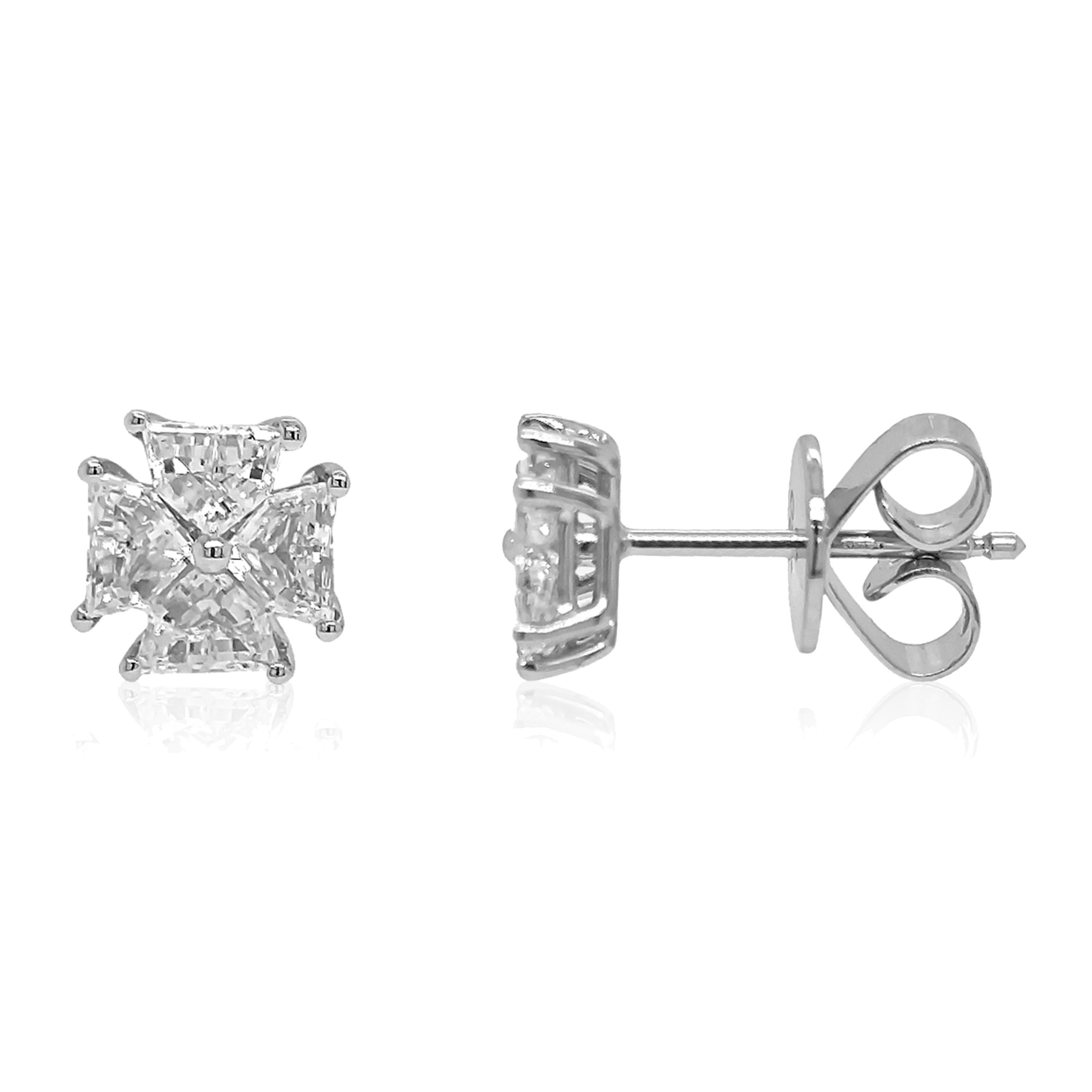 0.88 Carat Fancy Diamond White Gold Earrings In New Condition For Sale In New York, NY