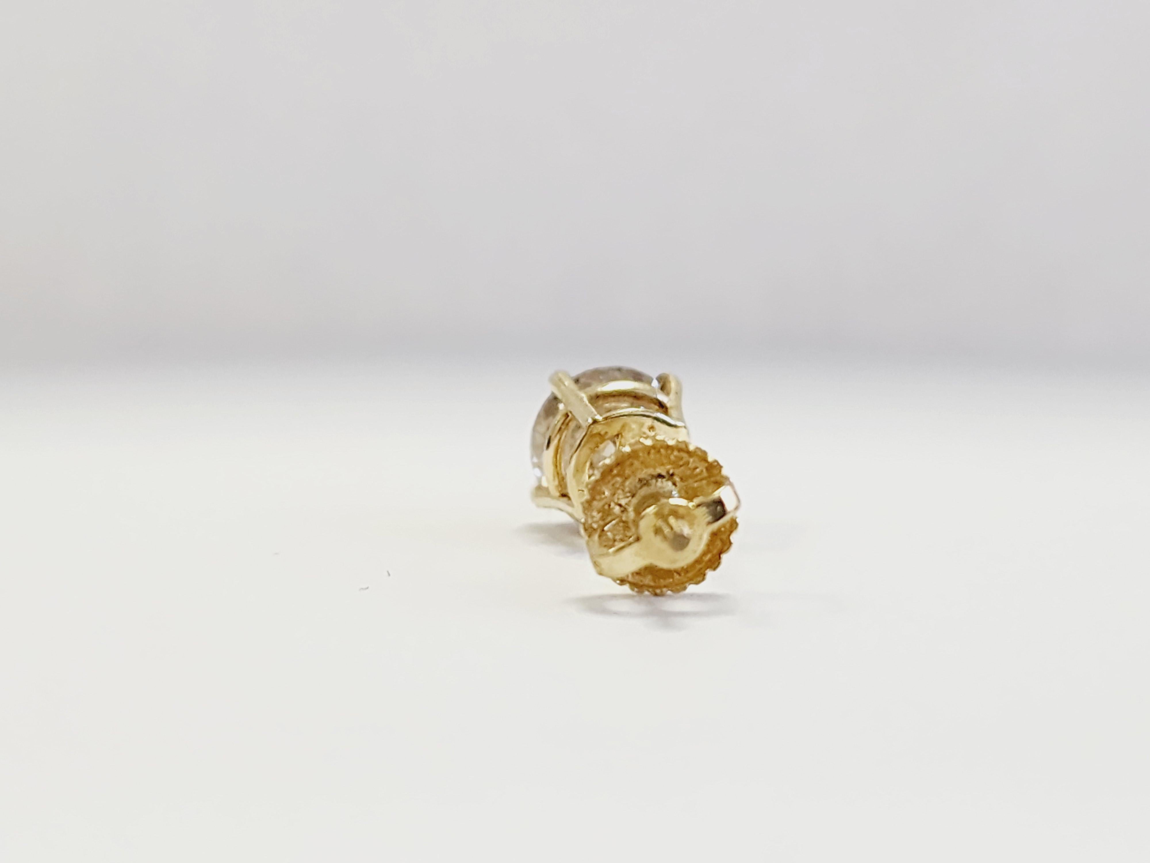 0,88 Karat natürlicher Diamant Runder Diamant-Ohrstecker aus Gelbgold 14 Karat im Zustand „Neu“ im Angebot in Great Neck Plaza, NY