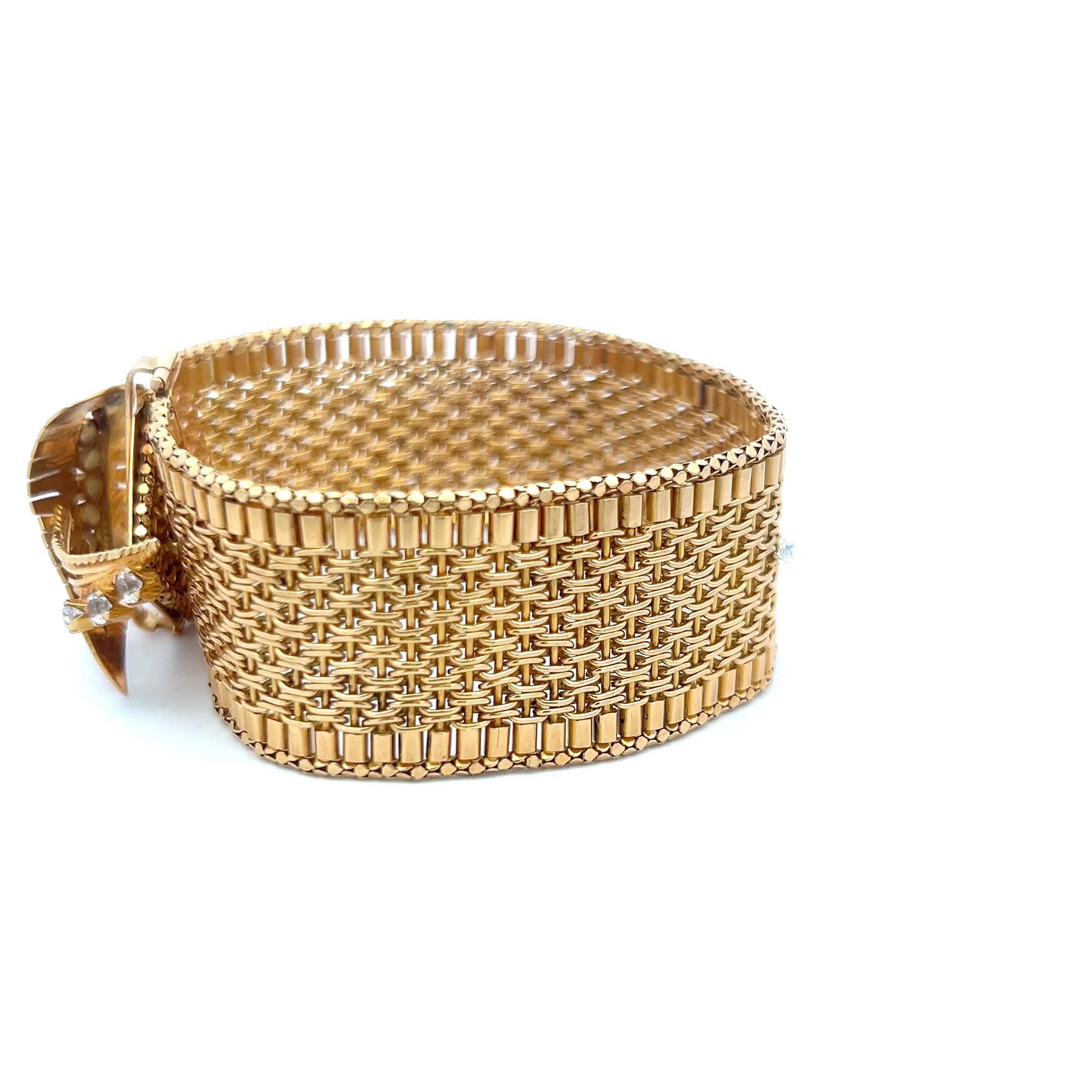 Taille ronde 0.88 Carat Round Brilliant I VS Diamond Bracelet Retro en or jaune 18 carats en vente