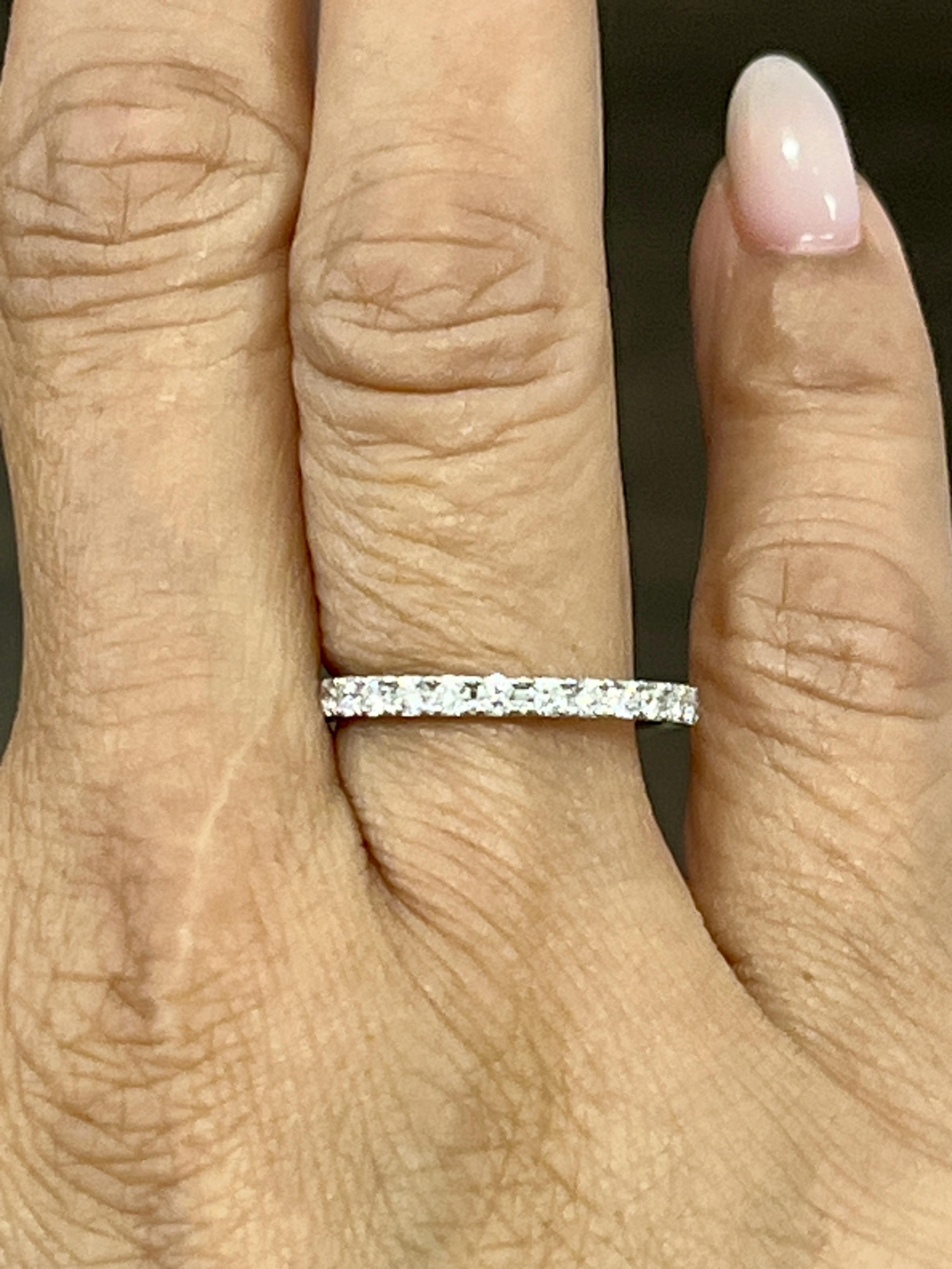 Modern 0.88 ct Diamond Eternity Ring For Sale