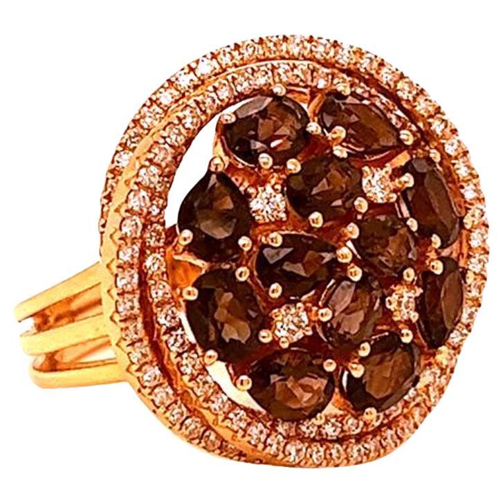 0.88ct Chocolate Sapphire with Nautral Diamonds 18k Gold Spiral Cocktail Ring For Sale