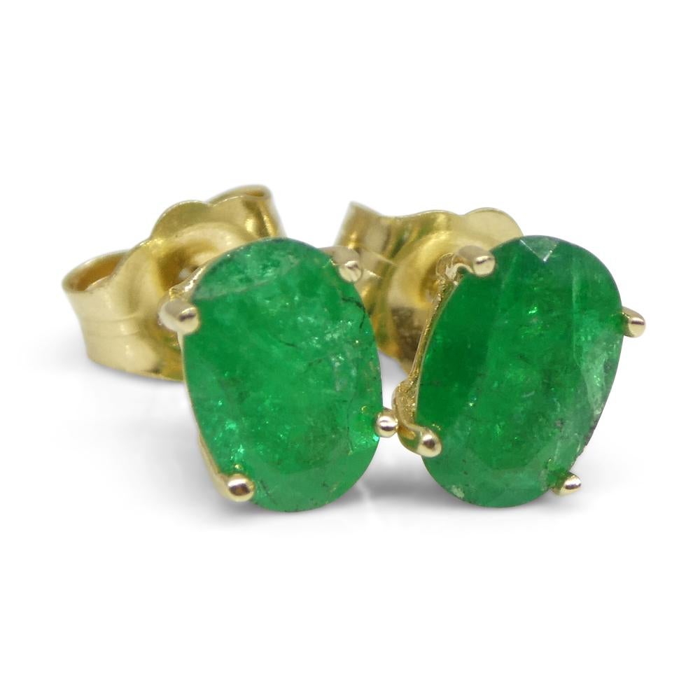 0.88ct Oval Green Colombian Emerald Stud Earrings set in 14k Yellow Gold For Sale 3