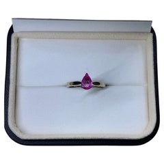 0.88ct Pink Sapphire chunky solitaire engagement ring in 18ct white gold