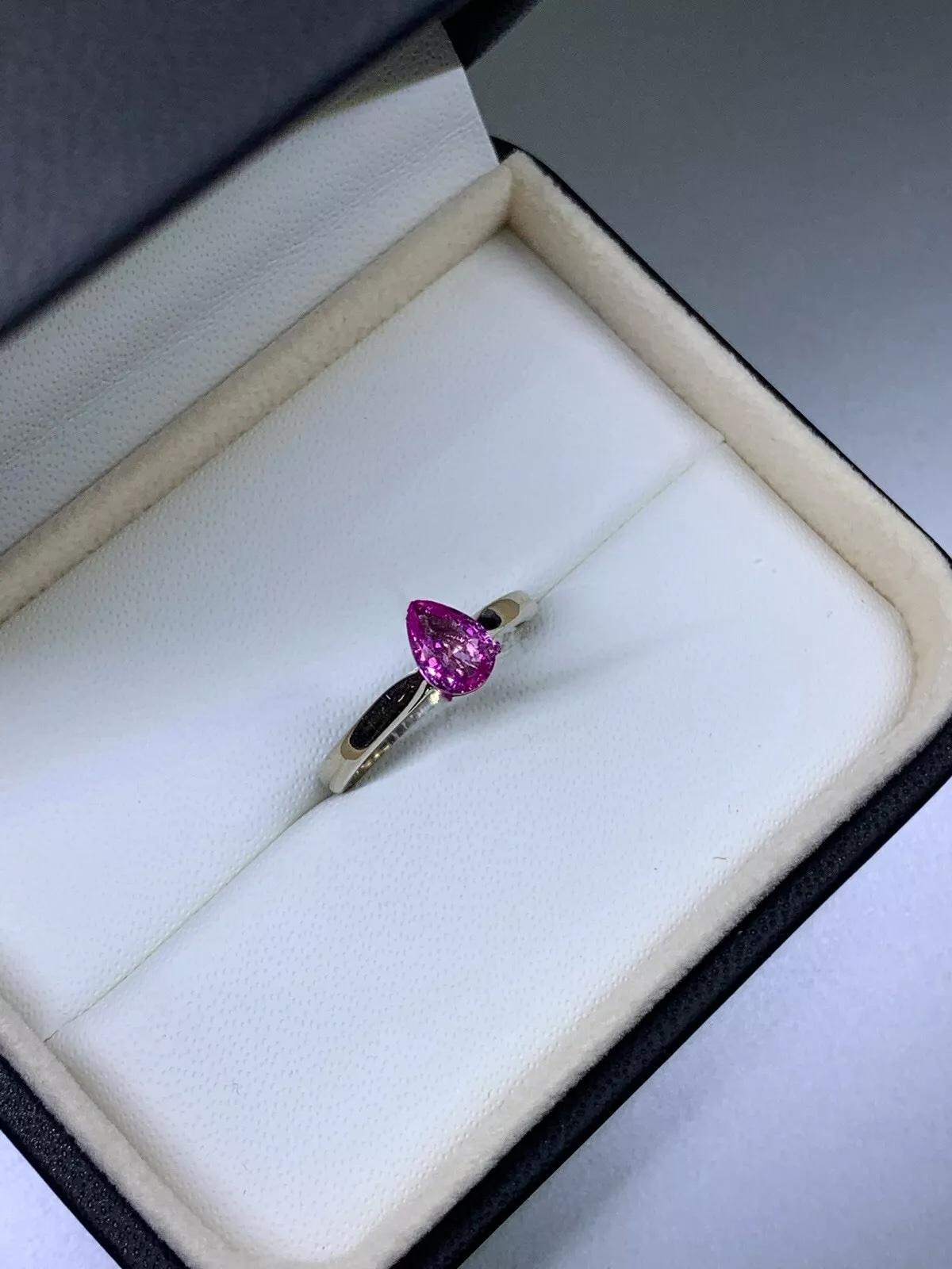 0.88ct Pink sapphire pear shaped solitaire engagement ring in 18ct white gold. In New Condition For Sale In London, GB