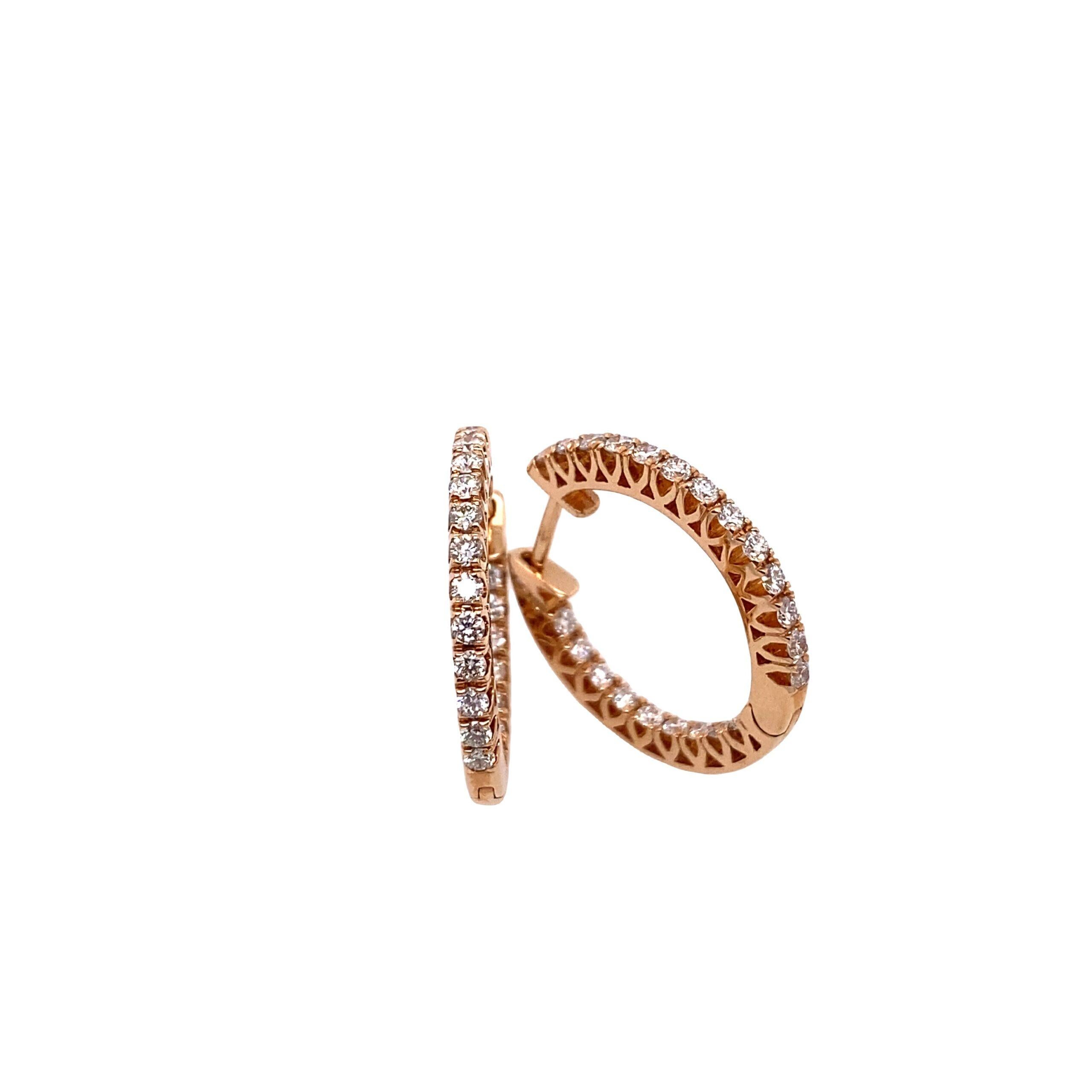 18ct Rose Gold Diamond Hoop Earrings, Set With 0.88ct Of Round Diamonds,20mm

The earrings measure 20mm in diameter and are set with 0.88ct of round diamonds. The earrings are a great choice for women who
love to wear jewellery that is both classy