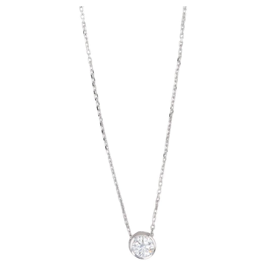 Collana con ciondolo solitario di diamanti rotondi da 0,88 ct. in oro bianco 14 ct. con catena a cavo