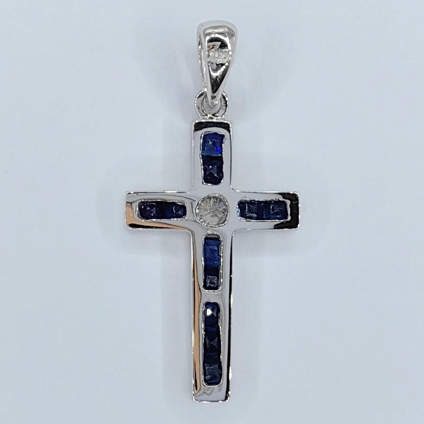 Contemporary 0.88ct Royal Blue Sapphire & Diamond Cross Necklace Pendant in 18K White Gold For Sale