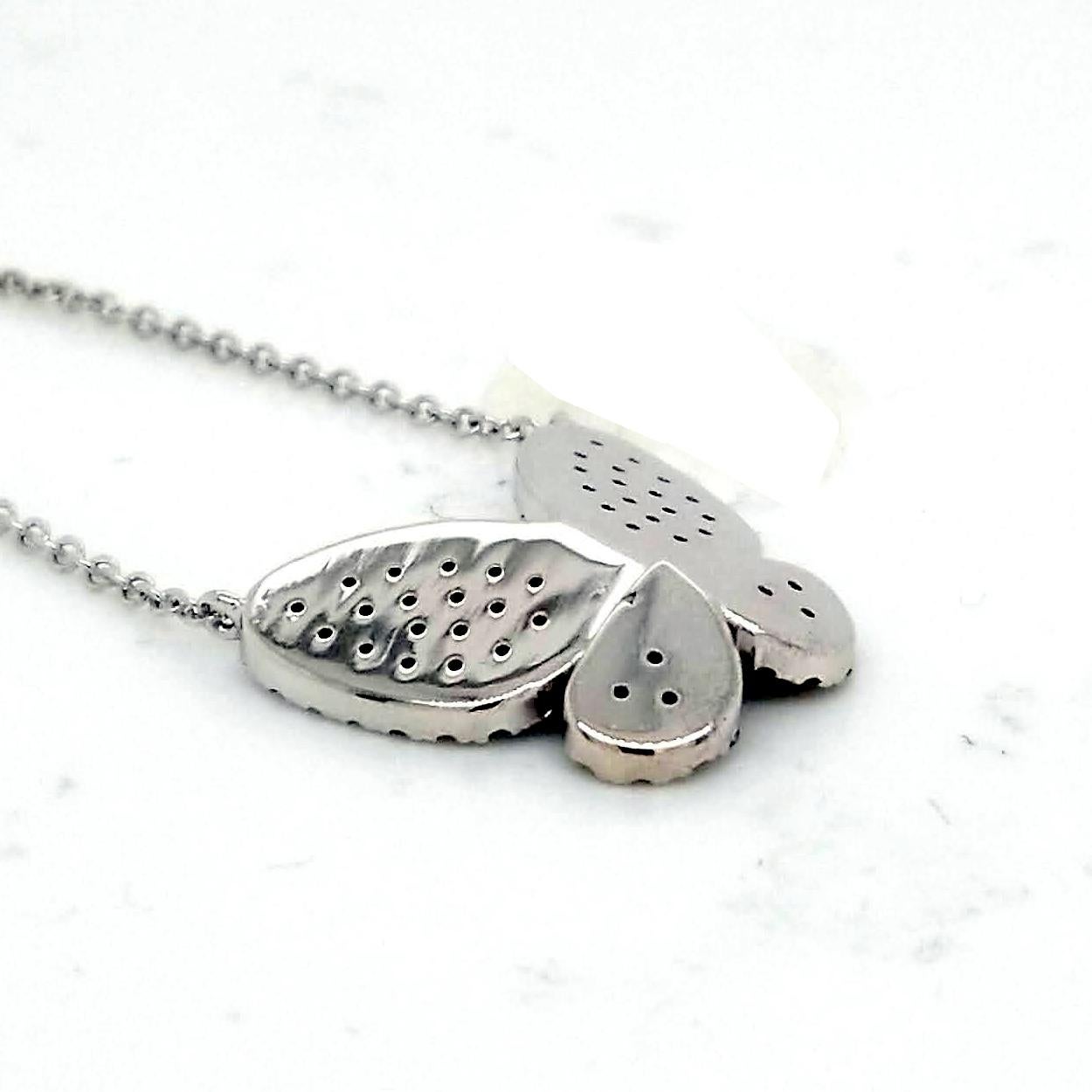 Sebastian Bernards, collana con farfalla incastonata in oro bianco 14 K.K. da 0,89 ct. In condizioni Nuovo in vendita a Los Angeles, CA