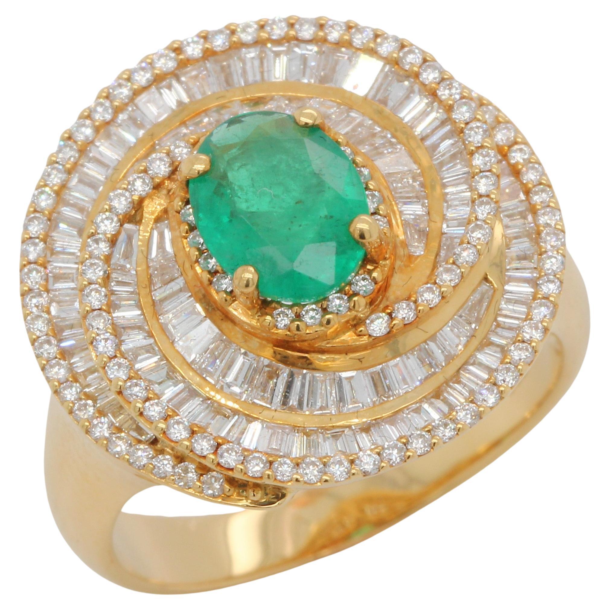 0.89 Carat Emerald and Diamond Ring in 18 Karat Gold For Sale