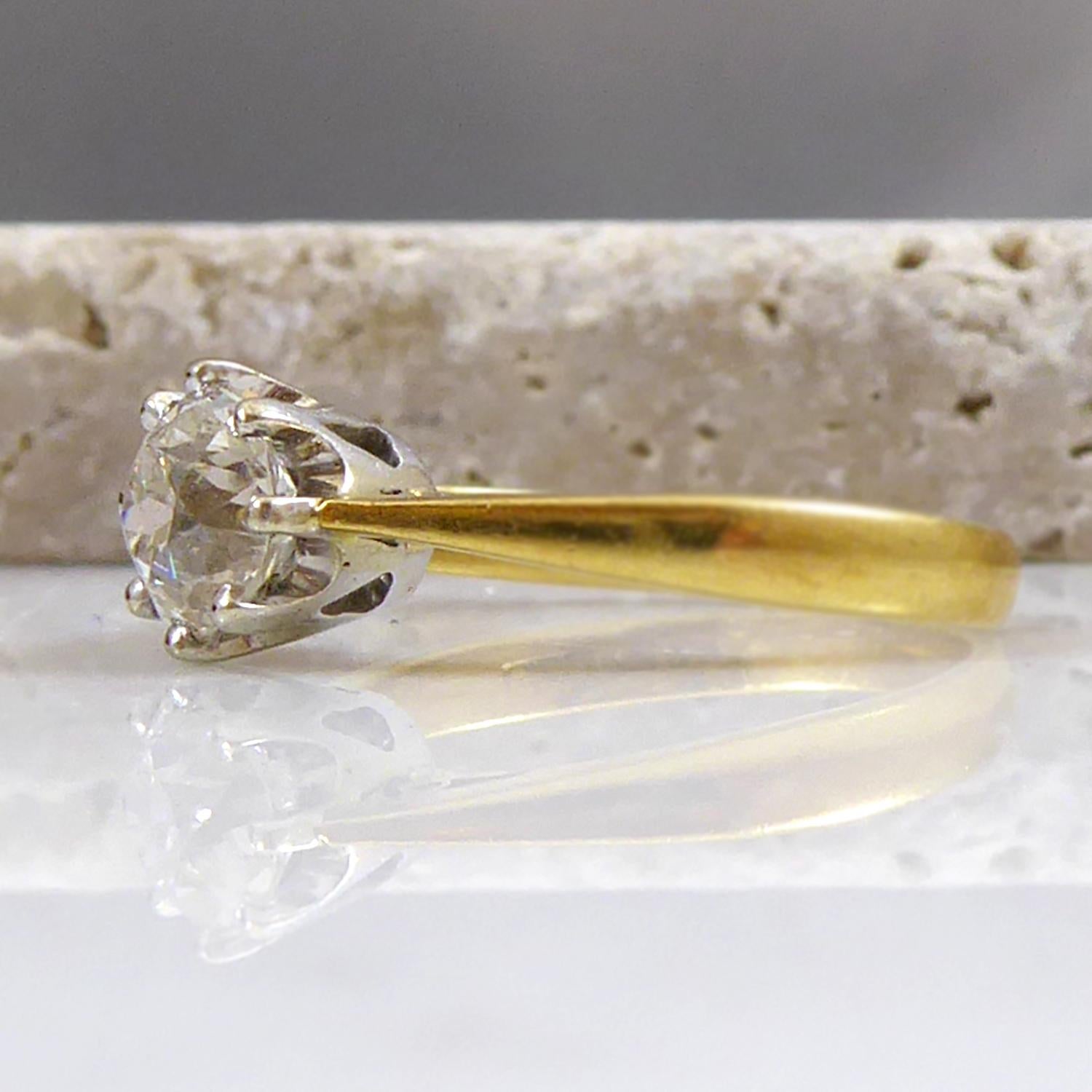 0.89 Carat Old European Cut Diamond Solitaire Engagement Ring In Good Condition In Yorkshire, West Yorkshire