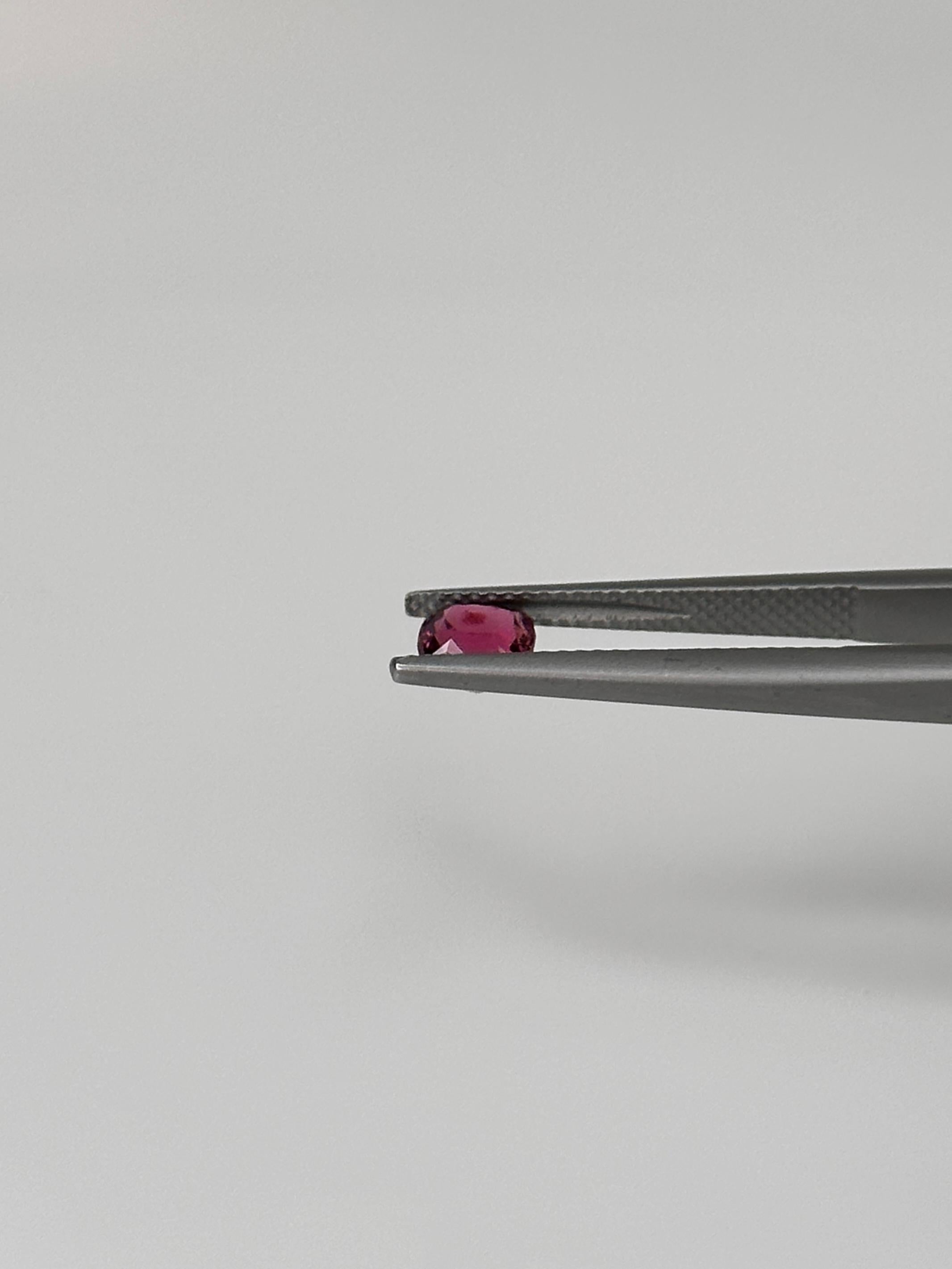 Cushion Cut 0.89 Carat Pinkish Red Burmese Spinel For Sale