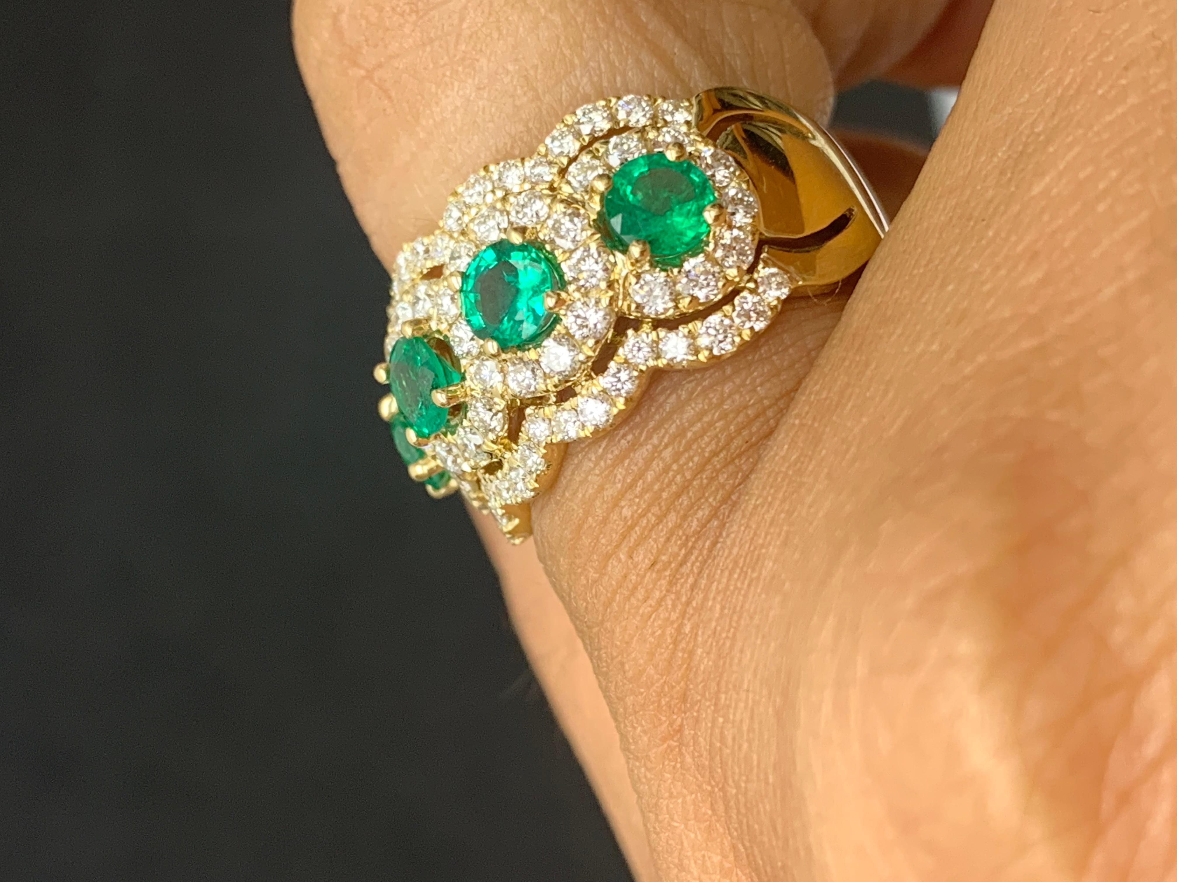 0.89 Carat Round Cut Emerald and Diamond 18K Yellow Gold Ring For Sale 6