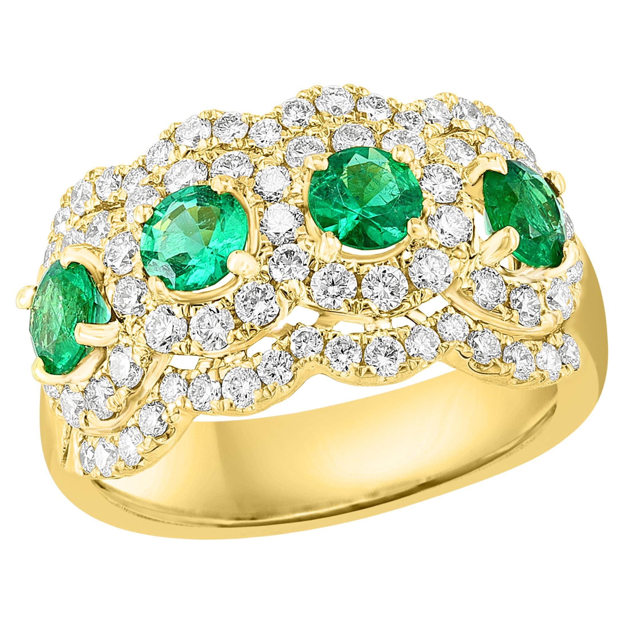 0.89 Carat Round Cut Emerald and Diamond 18K Yellow Gold Ring For Sale